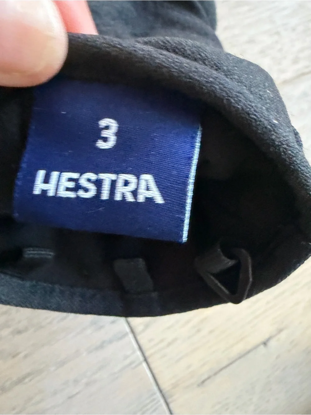 Kid’s Hestra Gore-Tex Atlas Black Ski Gloves Size 3